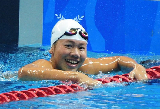 AIMAG ngày 24-9: Chờ vàng từ cờ vua, bơi lội